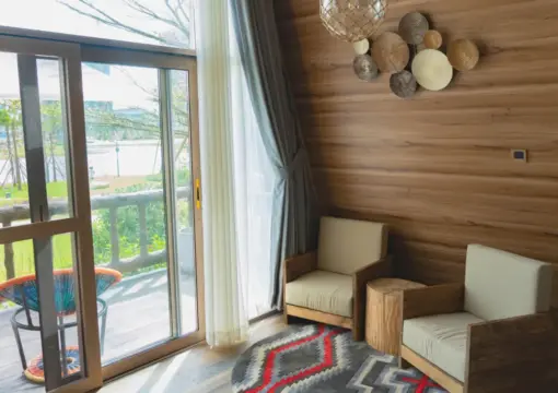 Chieftain Cabin (Secret Attic)