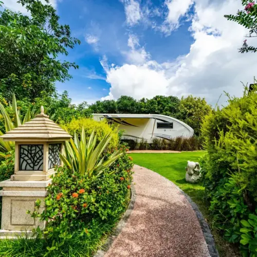 Courtyard Starry Sky RV