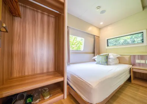 Courtyard Starry Sky RV