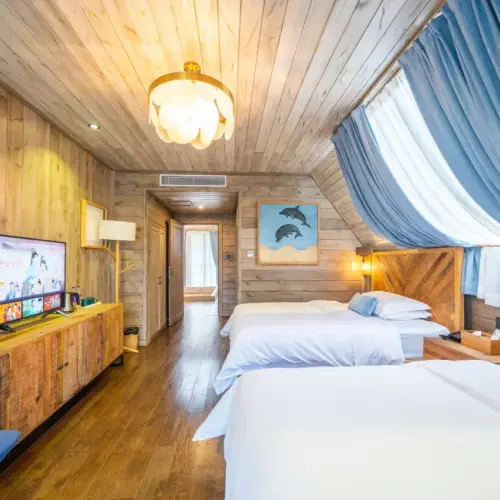 Riverside Dwelling (Waterfront Villa)