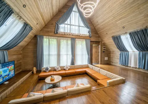 Riverside Dwelling (Waterfront Villa)