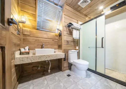 Riverside Dwelling (Waterfront Villa)