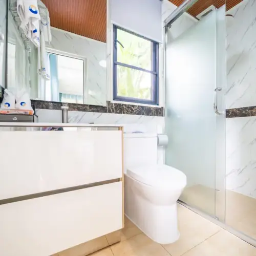 Starry Elegant Residence (Two-Bedroom Courtyard Suite)