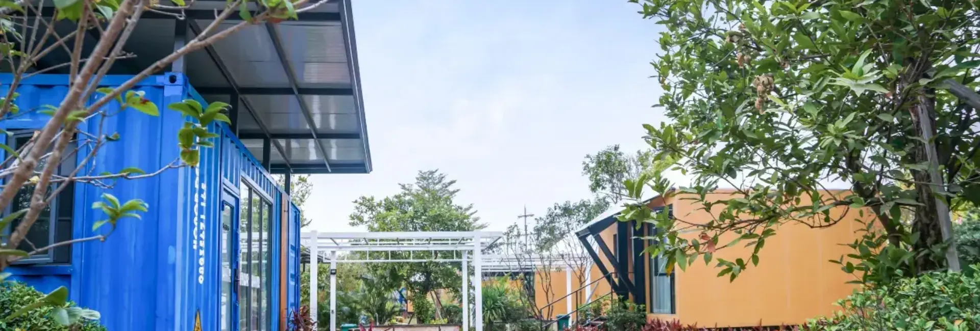 Starry Elegant Residence (Two-Bedroom Courtyard Suite)