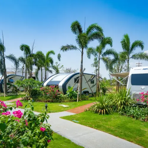 Starry Sky RV (Panoramic Skylight)